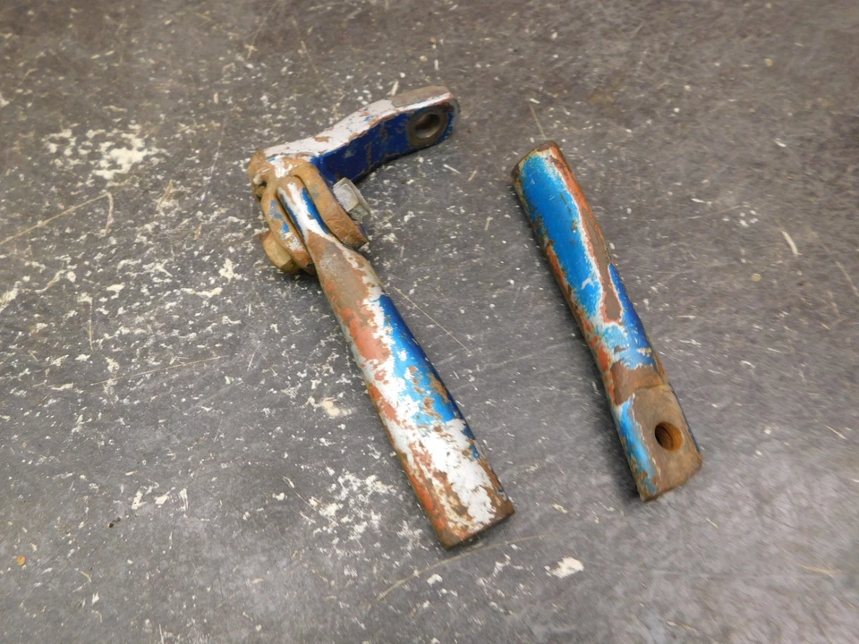 Benelli 250 梭子鱼前脚钉 1201         — 第 1/1 张图片