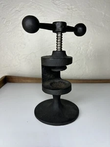 Vintage Robert Welch - England Thumb Screw Cast Iron Nut Cracker - Picture 1 of 6