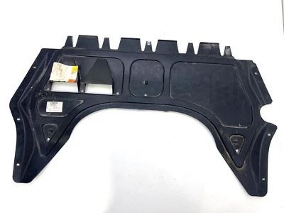 Cubierta protectora contra salpicaduras de motor para Volkswagen Passat 2009-10 Passat CC delantero 2006-10 Foto 1 de 4