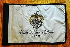 PIN BANDERA GOLF TRUMP NATIONAL DORAL CLUB MIAMI BORDADO - ¡¡RARO!!! - Imagen 1 de 10