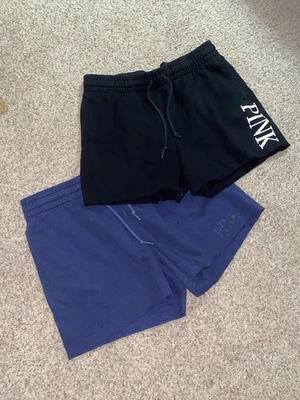 ROSA Victoria’s Secret Campus Pantalones Cortos Sudadera Lote de 2 Talla Grande Negro Azul Foto 1 de 4