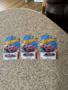 3 Hot Wheels 2025 Estuche L Nuevo Porsche 911 GT3 RS Rosa Antes Y Ahora🔥 - Imagen 1 de 5