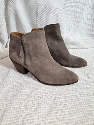 Botas Frye Judith al Tobillo con Cremallera Cuero Gamuza Taupe Para Mujer Talla 9.5 Foto 1 de 4