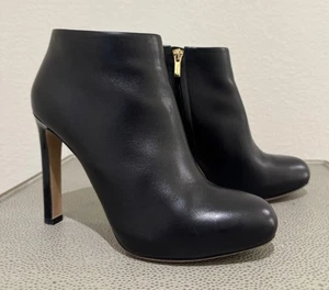 Salvatore Ferragamo Black Calf Leather Ankle Boots Side Zip Size 5.5 C - Picture 1 of 24