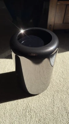 2013 年末 Mac Pro,12 核英特尔 CPU,2 个 AMD D500,1TB 固态硬盘,64GB RAM,双启动 — 第 1/4 张图片