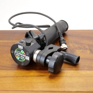 Fujinon SRD-92B Objectif Demande Focus Zoom Contrôleur Monture Trépied ENG Professionnel - Photo 1 sur 4
