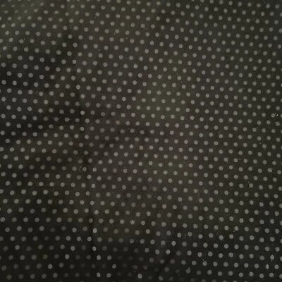 Tela de algodón negro brillante mini lunares 1 1/2 yardas x 66 pulgadas Foto 1 de 4