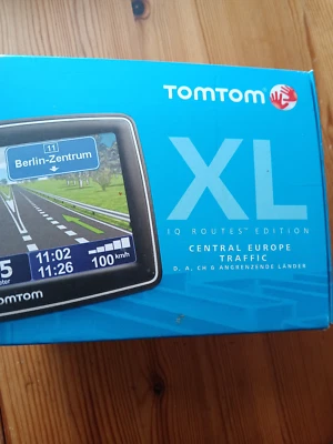 TomTom Navigationsgerät XL  IQ Routes Edition - Bild 1 von 4