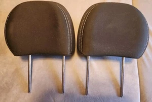 2006 KIA Soul Headrest 2nd Row Rear Head Rest Left & Right Only Black Genuine - Foto 1 di 2