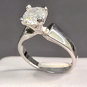 18K GE Silber Metall CZ Zirkonia Damen Solitär Mode Ring Größe 5 3/4 - Bild 1 von 8