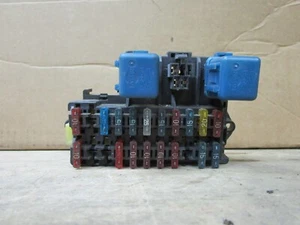 06 2006 Nissan Pickup Interior Cabin Fuse Box Relay Junction Panel Compartment - Picture 1 of 6