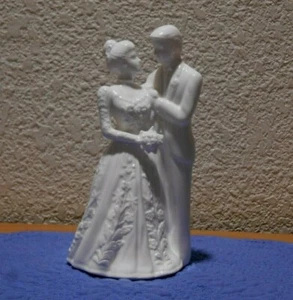 Lenox Wedding Promises Collection Bride & Groom Figurine Cake Topper - Picture 1 of 11