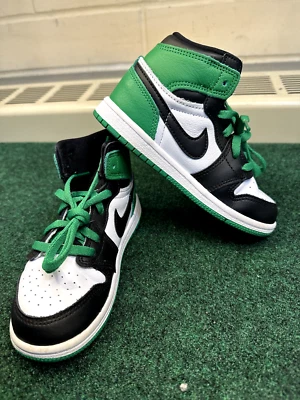 Nike Air Jordan 1 Retro Alto Verde Suerte Talla 9.5 para niños pequeños Foto 1 de 4