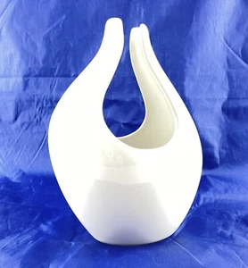 Torre & Tagus Vase White Short 7" High Modern Minimalist Clean Lines - Picture 1 of 8