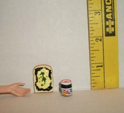 FASHION DOLL RE-MENT MINIATURE BREAD & JAR FOOD ACCESSORY 1/6 LITTLES RETIRED - Image 1 of 3