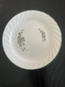 Corelle Callaway Ivy Plates White Green Rim , Salad Bread Dessert 7 1/4" - Picture 1 of 4