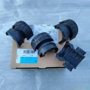 4x OEM Front Sway Bar Mount Kit For Audi Q7 07-15 Cayenne 07-18 Touareg 11-18 - Picture 1 of 5
