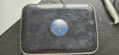 Netgear WNDR3300 Rangemax Dual Band 300 Mbps Wireless-N Router  - Image 1 of 3