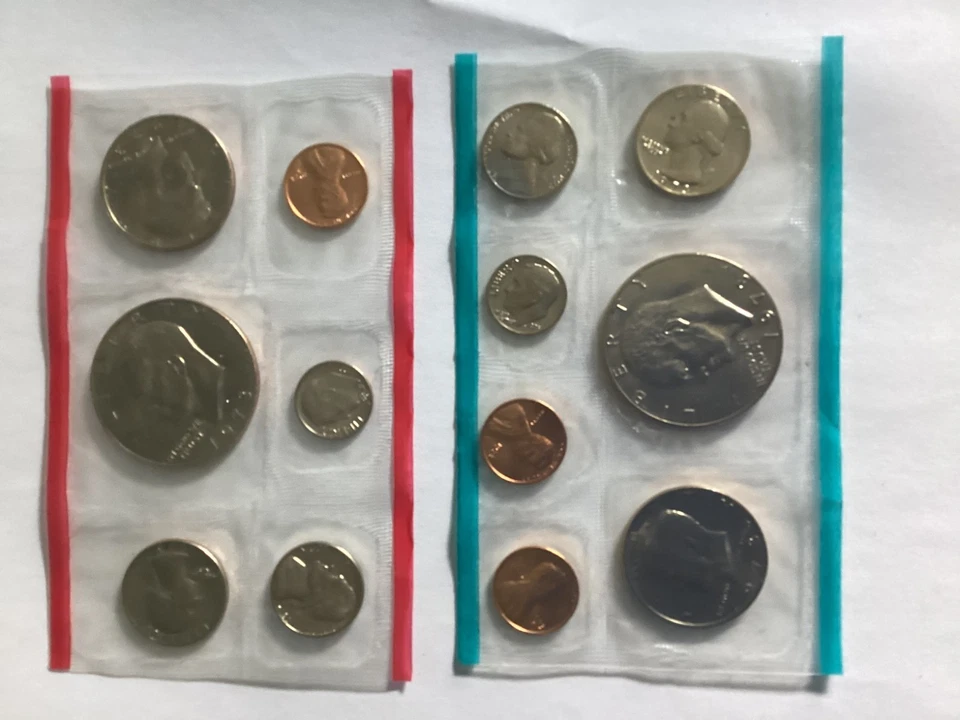 U.S. MINT 1973 UNCIRCULATED COIN SET IN ORIGINAL PACKAGE 13 TOTAL COINS - Image 1 of 1