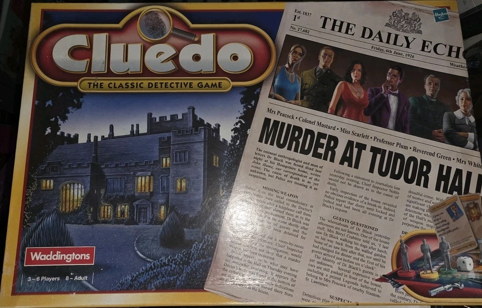 350. Waddingtons Cluedo 'Murder At Tudor Hall' Board Game 2000 Vintage - Image 1 of 1