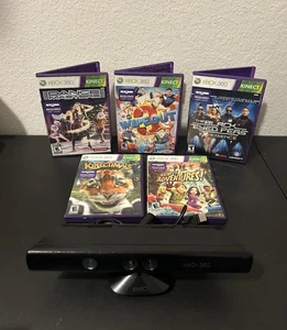 Paquete Kinect Xbox 360 con Wipeout, Dance Masters, Black Eyes Peas - Imagen 1 de 4