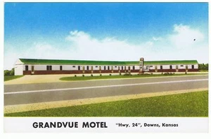 Vintage GRANDVUE Motel DOWNS Kansas Postcard - Picture 1 of 2