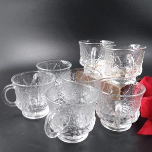 7 Anchor Hocking Glass Punch Eggnog Cups Rainflower / Christmas Poinsettia  - Picture 1 of 9