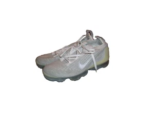 NEW Nike Women's Air Vapormax 2021 Flyknit White Pure DC4112-100 Sneaker 10 - Picture 1 of 5