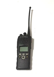 Motorola XTS2500 700/800MHz Model II P25 Radio H46UCF9PW6BN NO BATTERRY - Picture 1 of 9