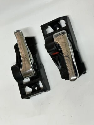 丰田陆地巡洋舰 MR2 雷克萨斯 IS300 RX300 原始设备制造商门锁把手一对 — 第 1/4 张图片