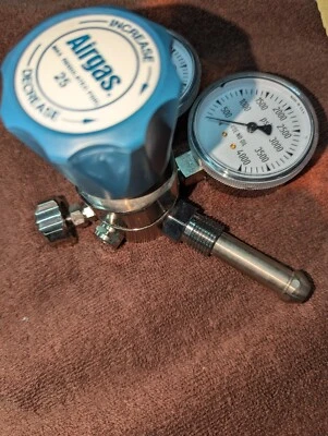 Regulador Airgas Y11-244A Foto 1 de 3