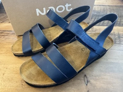 NAOT Kayla Comfort Cuña Sandalia Zapato Azul Marino Polar Tiras Cuero Nuevo en Caja 41 8.5 Foto 1 de 4