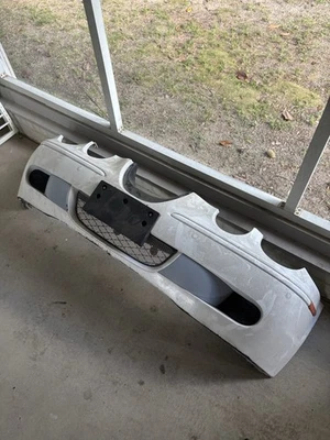 Parachoques delantero con parrilla Jaguar S-Type R 2005-08 Foto 1 de 4