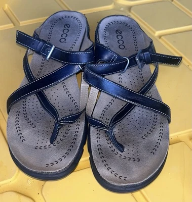 Sandalias Ecco de cuero negro para mujer talla 37 Foto 1 de 4