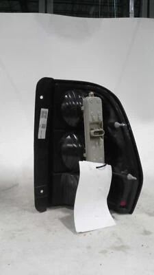 Conjunto de luz trasera izquierda usada se adapta a: Chevrolet Trailblazer 2003 ext izquierda grado A Foto 1 de 4