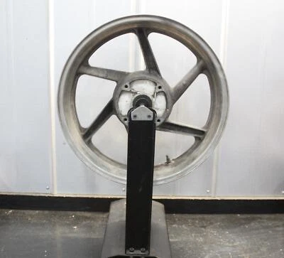 Llanta trasera recta 95-98 HONDA CBR600F3 1995 96 1996 97 1997 1998 Foto 1 de 4