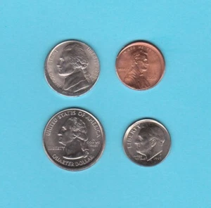 4 Coin Lot Broad Struck Slight Off Center 1C 5C 10C 25C PICTUES INCLUDED - Picture 1 of 4