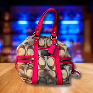 Coach Poppy Signature Spotlight Shoulder Bag #F13843 ***BRAND NEW WITH TAGS***  - Imagen 1 de 11