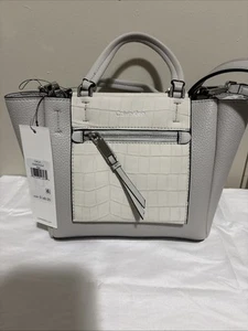 Paloma Pocke gris Calvin Klein Gala pequeña en relieve de cocodrilo - Imagen 1 de 4