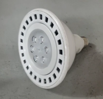 Philips PAR38 Flood 18W Long Life Energy Saving Dimmable 950 Lumens Light White - Image 1 of 4