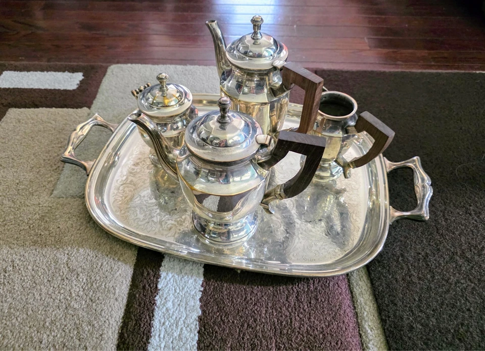Juego de té/café francés de plata de 5 piezas estilo Art Deco francés con bandeja Foto 1 de 4