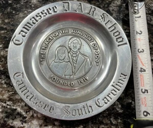 Vintage DAR Tamasee South Carolina Schule Metallplatte - 6" - Bild 1 von 7