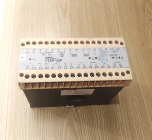 OMRON F3SP-U2P MUTING CONTROLLER - Picture 1 of 6
