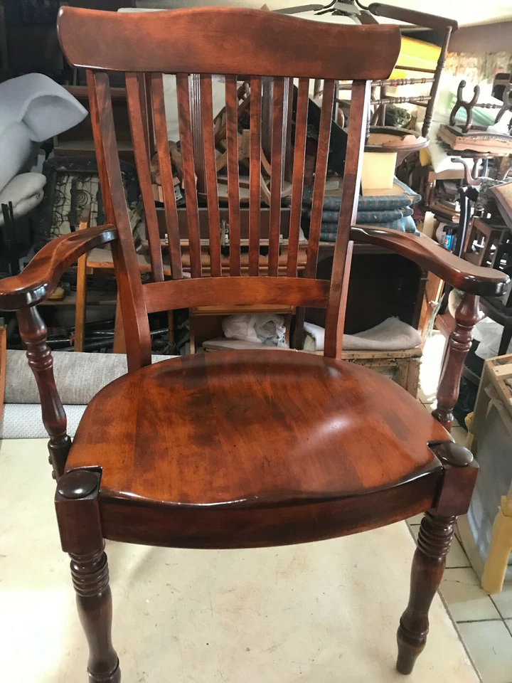 Silla/sillón de escritorio de caoba Nichols & Stone (RP) Foto 1 de 4