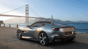 Ferrari Super Car Wandkunst bedruckte Leinwand über einen massiven Kiefernrahmen gestreckt - Bild 1 von 5