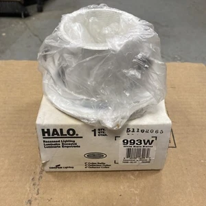 Cooper Lighting Halo 4" 993w Recessed White Trim Ring W/White Coilex Baffle New - Picture 1 of 6