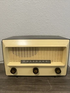 vintage coronado adventurer radio 35ra37-43-8355 WORKS - Picture 1 of 9
