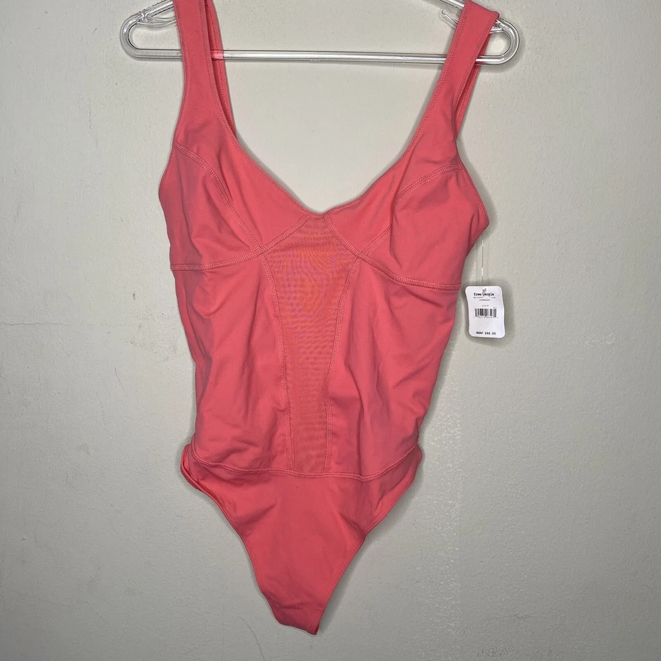 People Movement Heart of Gold Leotard Strawberry Pink Bodysuit Size M