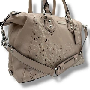 COACH Cutwork Leather Satchel 2way Handbag Pink Beige Shoulder Boston Bag - Picture 1 of 7