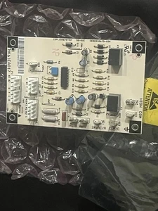 Tablero de control de portador OEM 1177026 HK61EA017 NUEVO NUNCA INSTALADO, SOBRE STOCK - Imagen 1 de 2